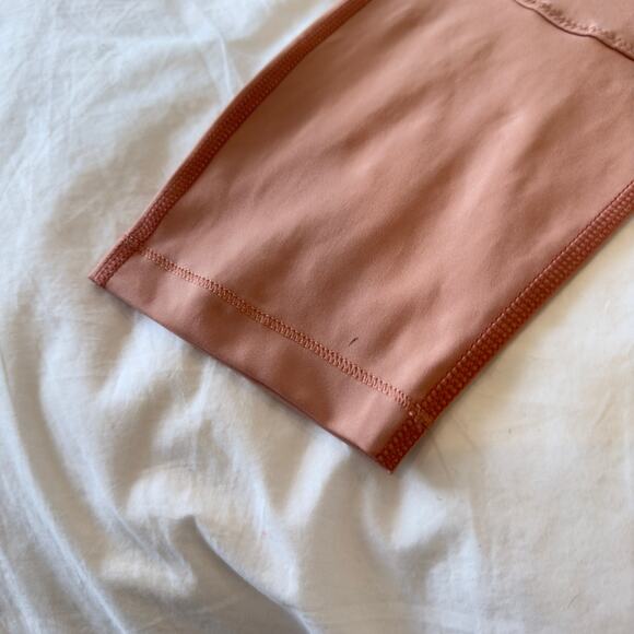 Nike Pro SRF Sport Crop Leggings Size M in Brown Pink - Picture 4 of 6